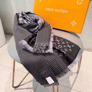 LV M78161 Louis Vuitton Monogram Classic Shawl Scarf L60201 - Default Title - View 8