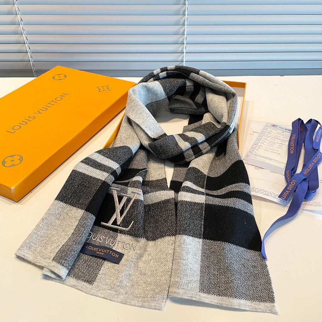LV M78161 Louis Vuitton Monogram Classic Shawl Scarf L60203
