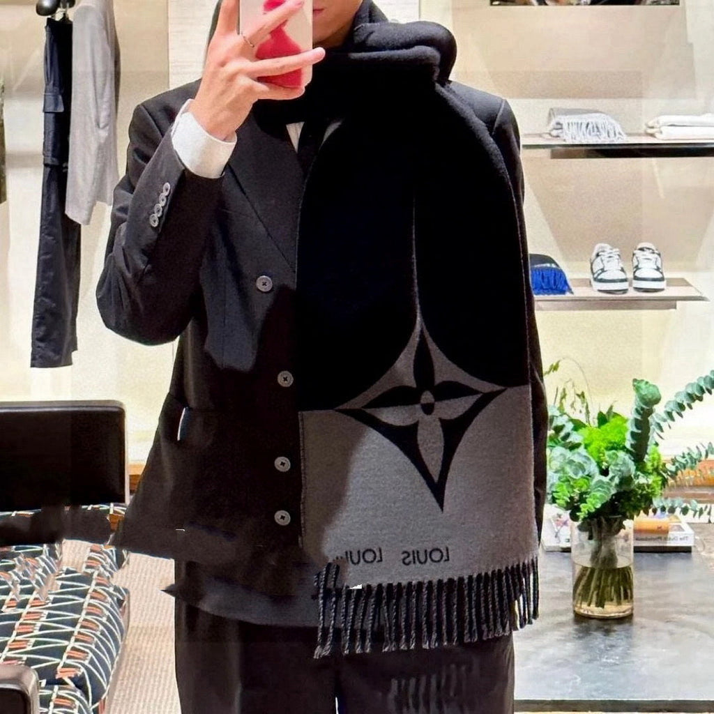 LV M79097 Louis Vuitton Graphic Dual Scarf L39037