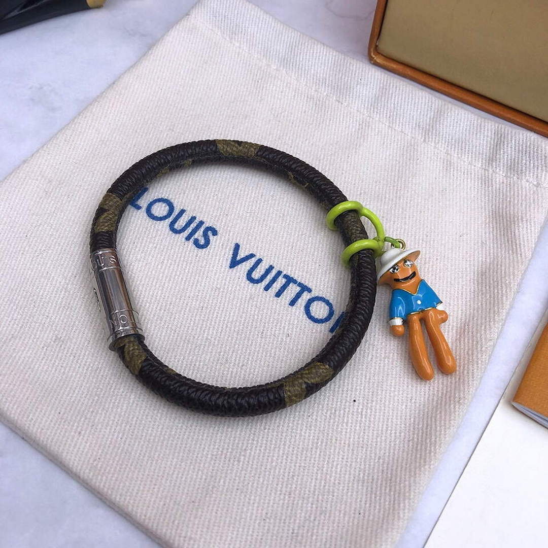 LV M8002E Louis Vuitton Hang It Bracelet Monogram