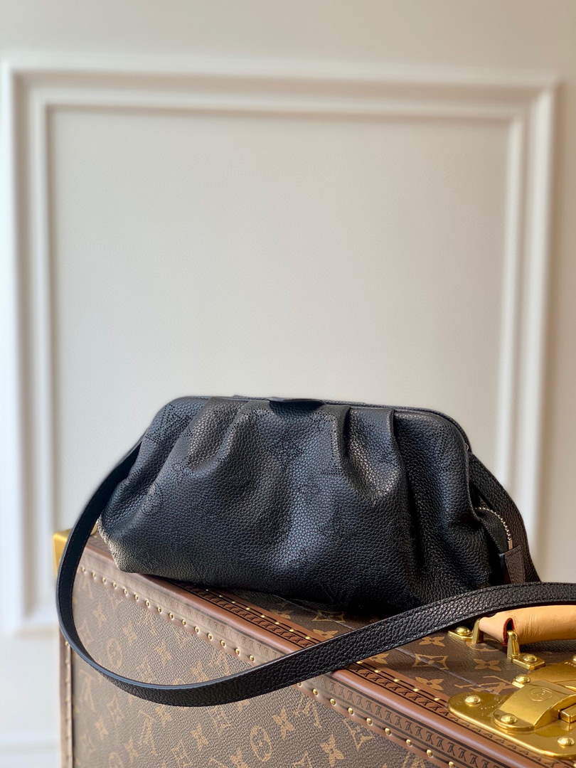 LV M80093 Louis Vuitton Scala Mini Pouch Bag M80497 Black - Default Title - View 1