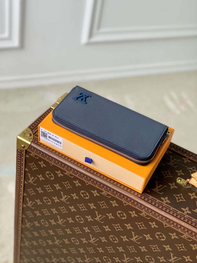 LV M80334 Louis Vuitton Zippy Wallet Horizontal Navy Blue