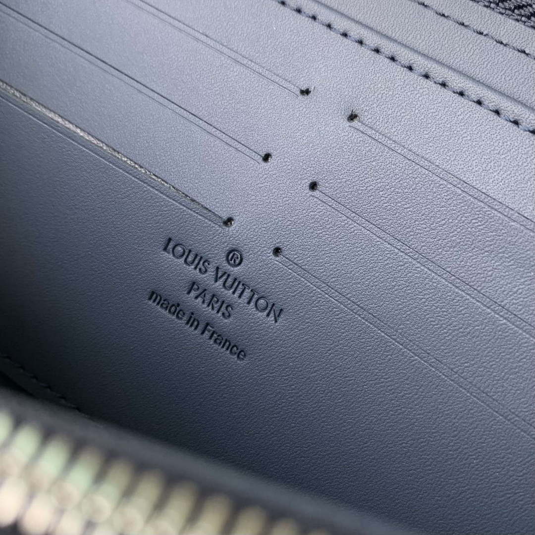 LV M80334 Louis Vuitton Zippy Wallet Horizontal Navy Blue