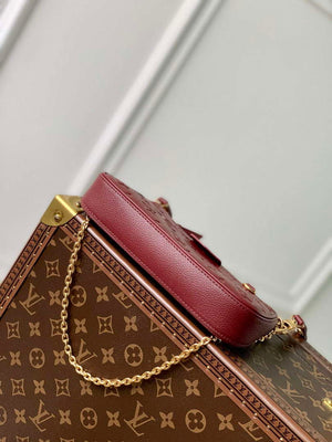 LV M80349 Louis Vuitton Easy Pouch On Strap Bag Wine Red - Default Title - View 4