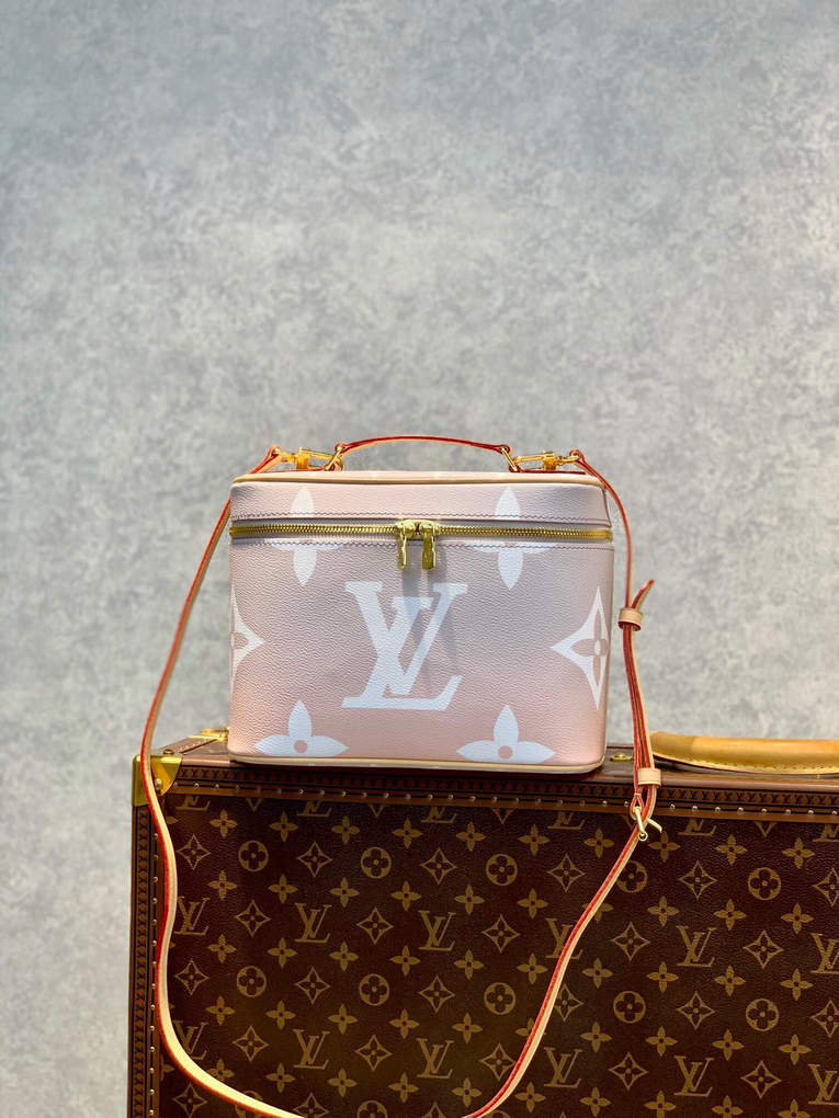 LV M80357 Louis Vuitton Nice BB Toiletries Bag - Default Title - View 1