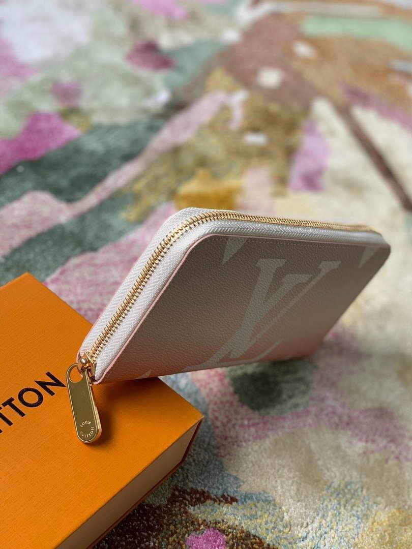 LV M80359 Louis Vuitton Zippy Wallet Mist Gray