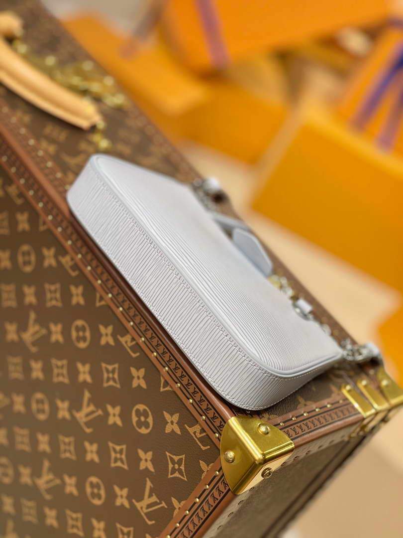 LV M80480 Louis Vuitton Easy Pouch On Strap M80483 Bag Light Blue - luxibagsmall