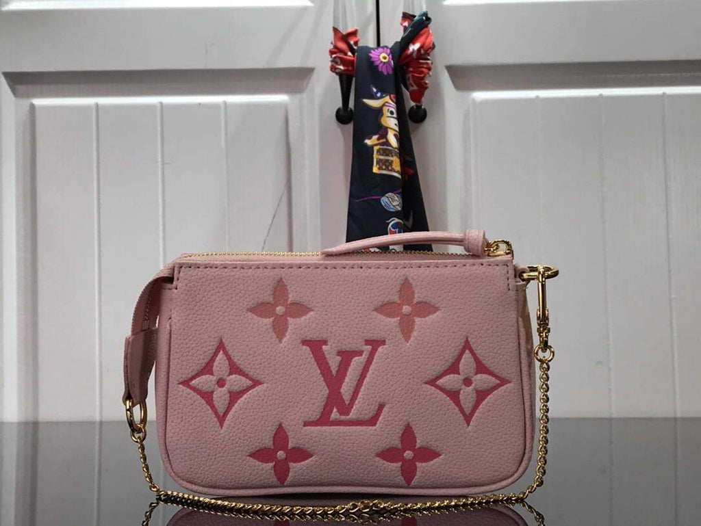 LV M80501 Louis Vuitton Mini Pochette Accessoires Pink - luxibagsmall
