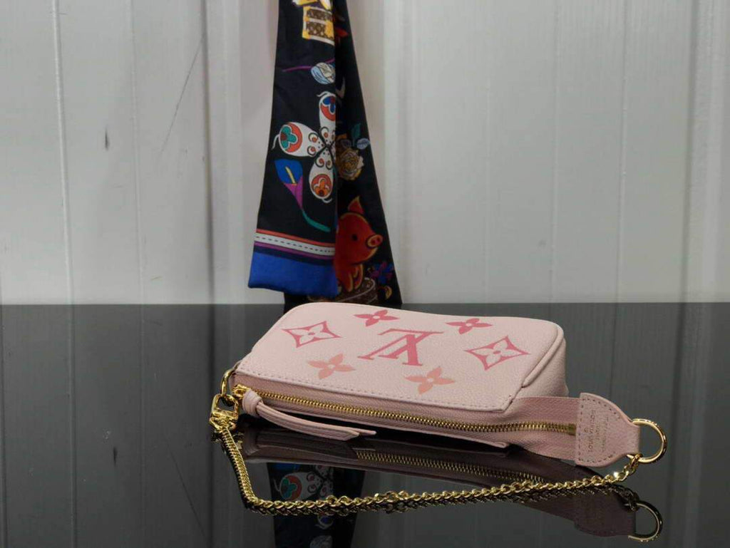 LV M80501 Louis Vuitton Mini Pochette Accessoires Pink - luxibagsmall