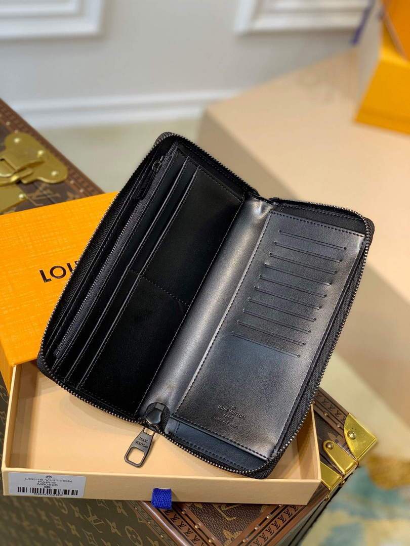 LV M80505 Louis Vuitton Zippy Wallet Vertical Black