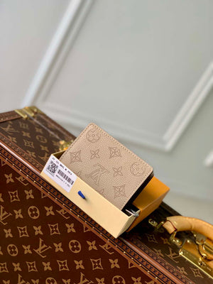 LV M80817 Louis Vuitton Cl¨¦a Wallet Mahina Galet - Default Title - View 2