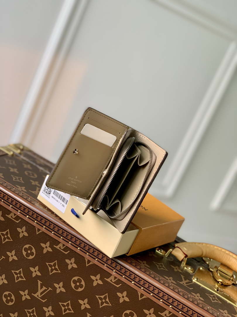 LV M80817 Louis Vuitton Cl¨¦a Wallet Mahina Galet