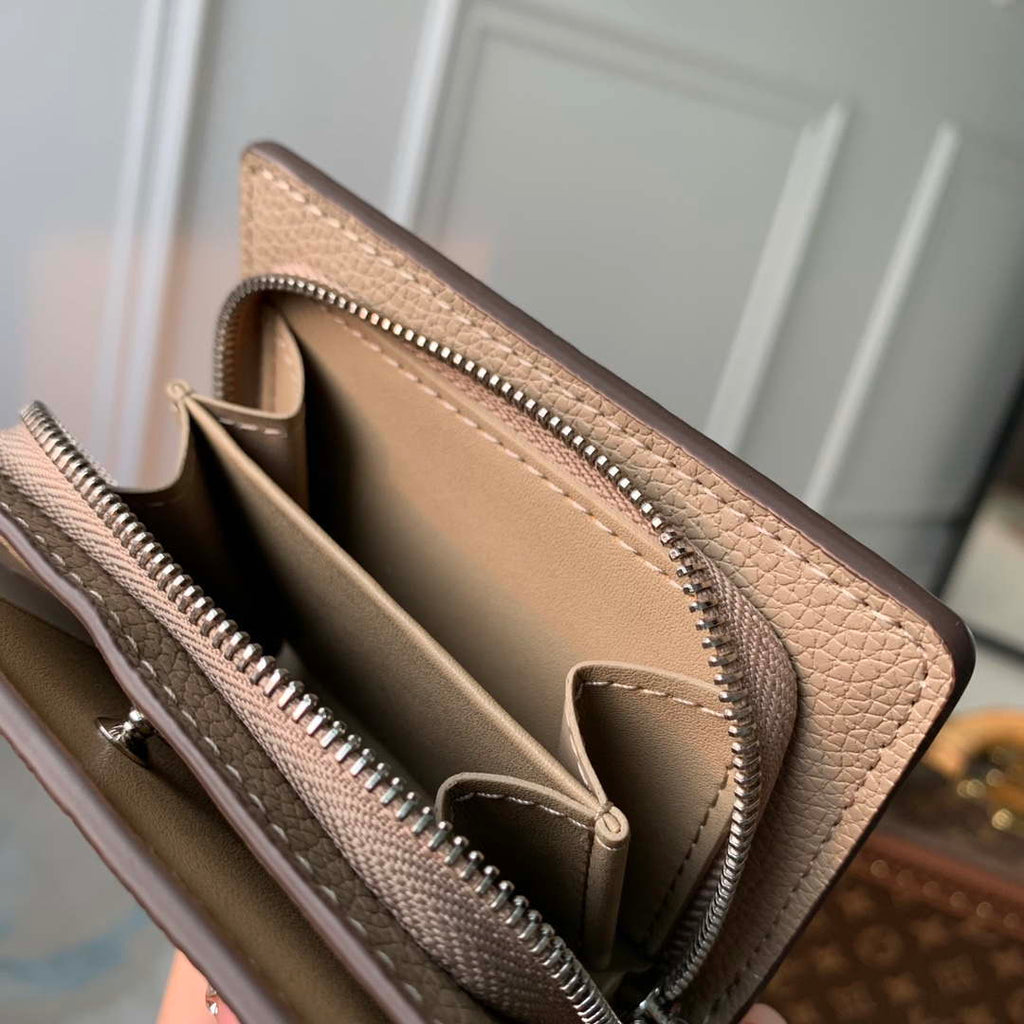 LV M80817 Louis Vuitton Cl¨¦a Wallet Mahina Galet