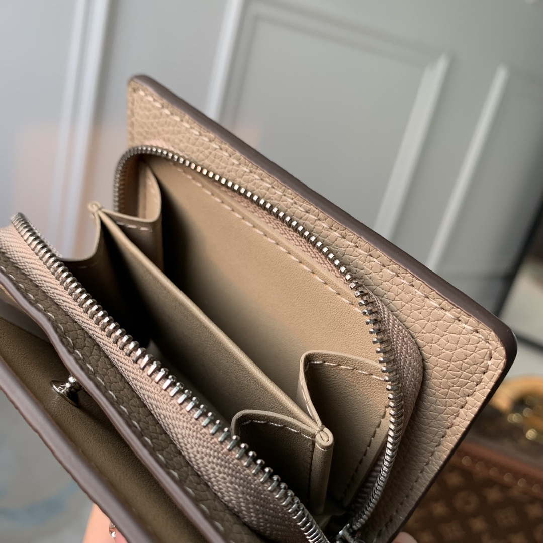 LV M80817 Louis Vuitton Cl¨¦a Wallet Mahina Galet