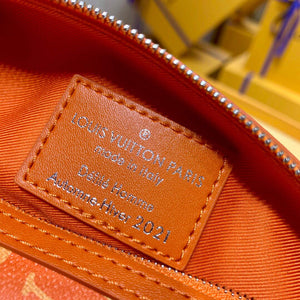 LV M80851 Louis Vuitton Carrot Pouch Orange - Default Title - View 6