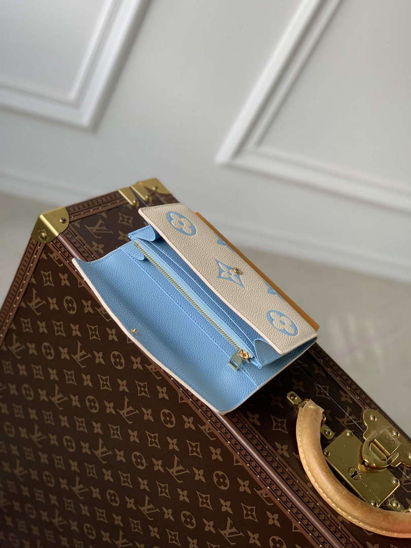LV M81049 Louis Vuitton Sarah Wallet Blue