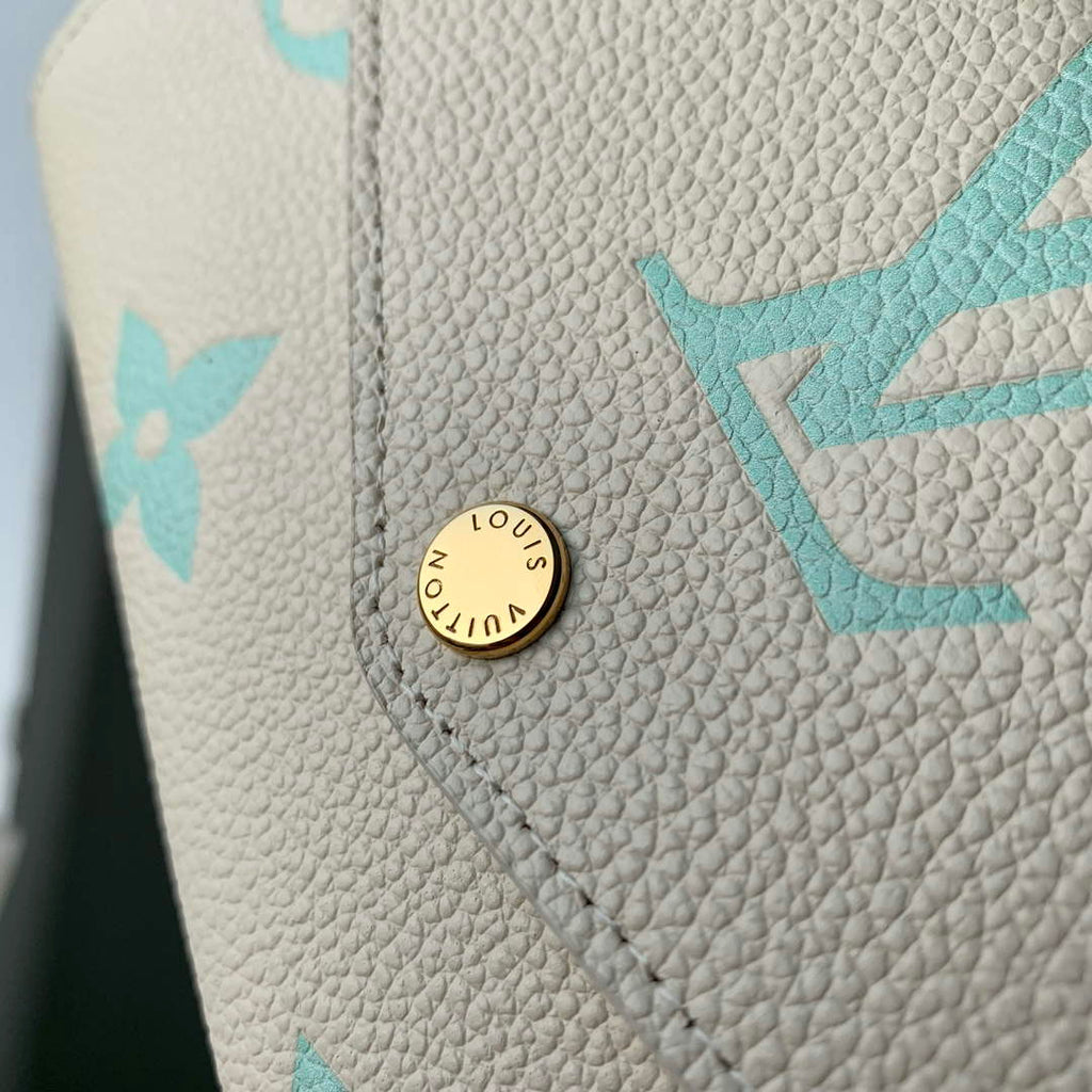 LV M81049 Louis Vuitton Sarah Wallet Matcha green
