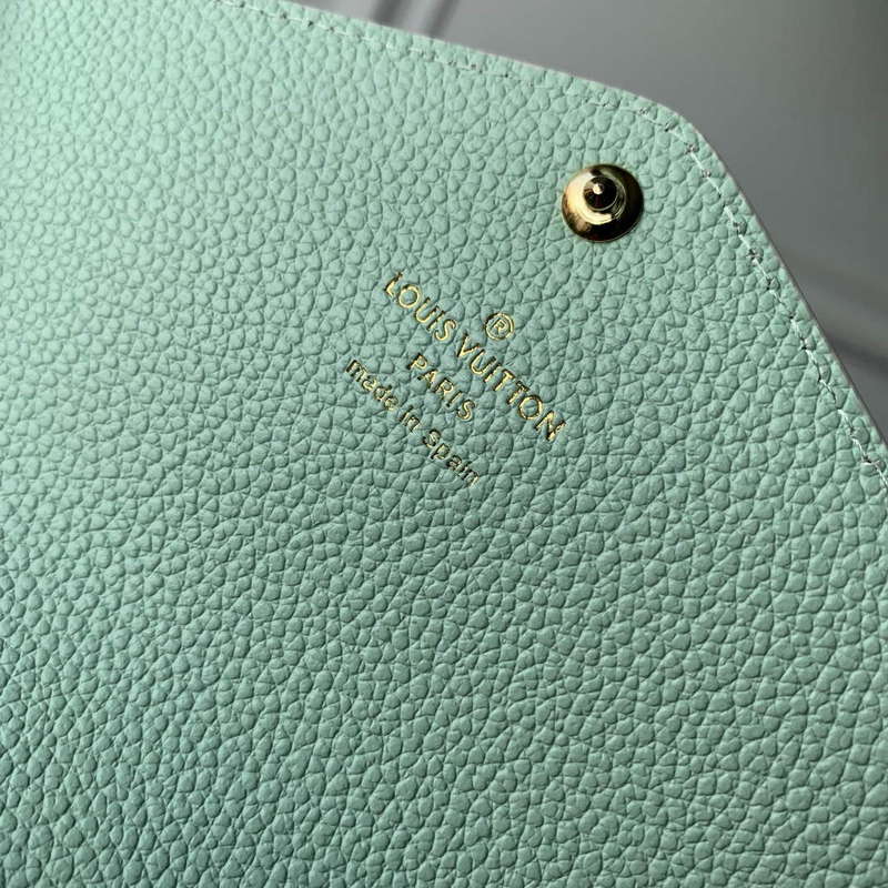 LV M81049 Louis Vuitton Sarah Wallet Matcha green