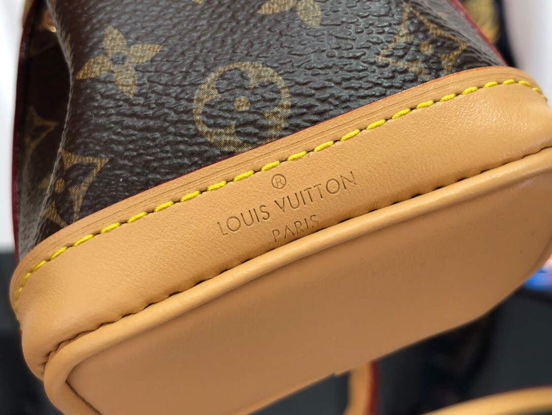 LV M81081 Louis Vuitton Trio Mini Icones Monogram Bag - Default Title - View 7