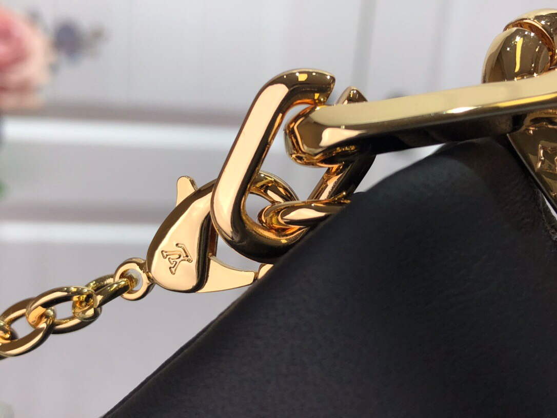 LV M81127 Louis Vuitton Beltbag Coussin M81125 Black - Default Title - View 9