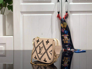 LV M81140 Louis Vuitton Mini Pochette Accessoires Bag Beige - Default Title - View 2