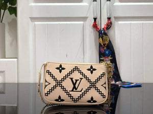 LV M81140 Louis Vuitton Mini Pochette Accessoires Bag Beige - Default Title - View 3