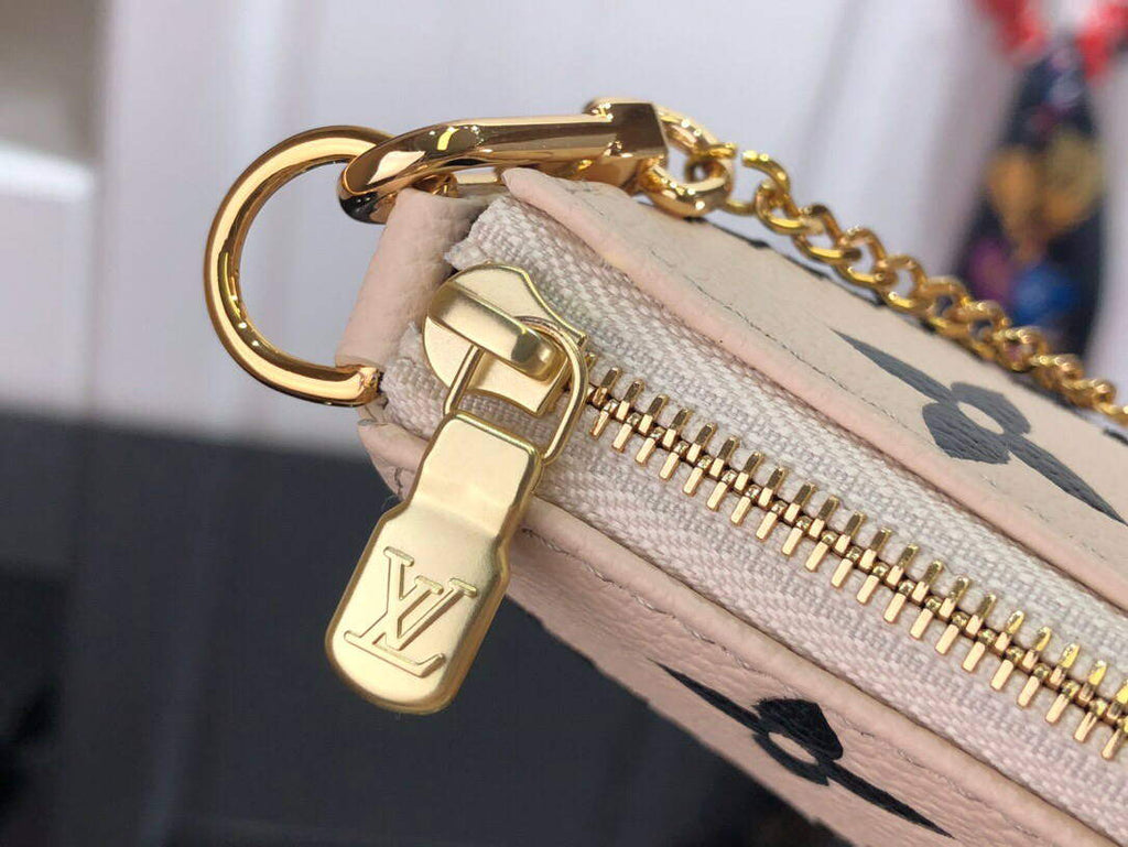LV M81140 Louis Vuitton Mini Pochette Accessoires Bag Beige