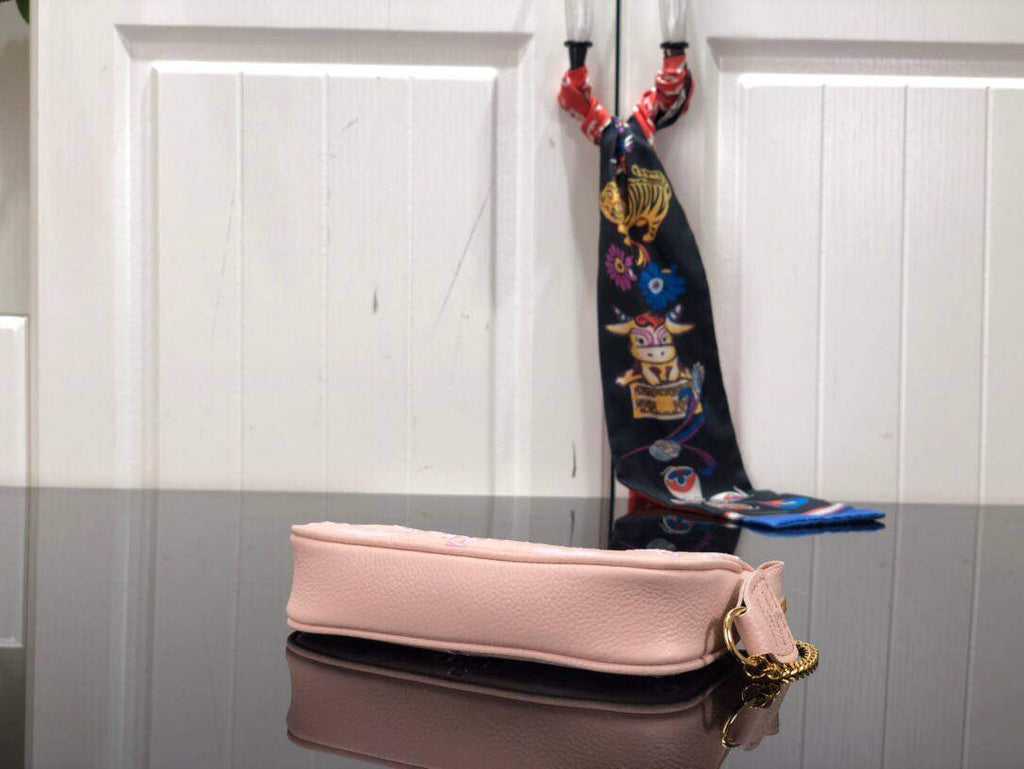 LV M81140 Louis Vuitton Mini Pochette Accessoires Bag