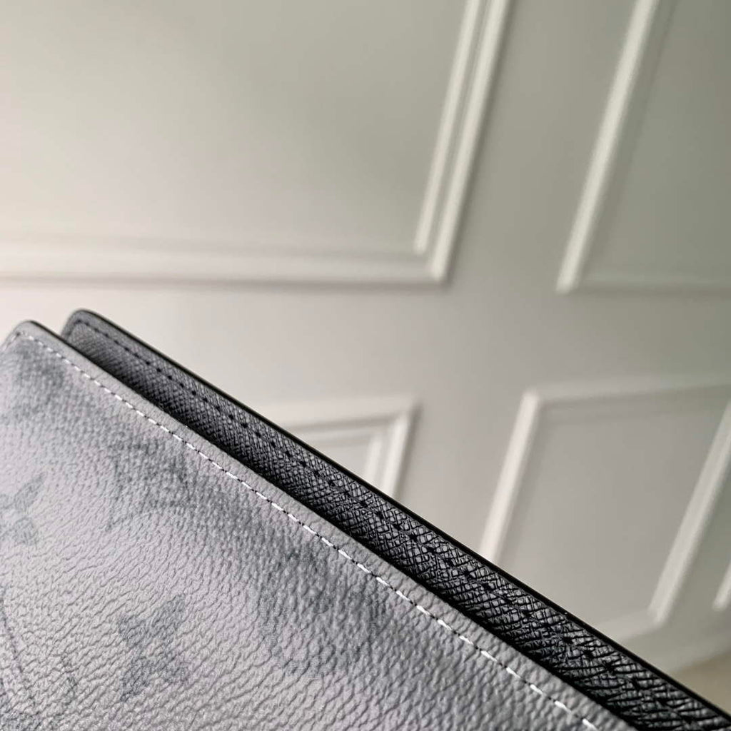 LV M81335 Louis Vuitton Brazza Wallet Gray