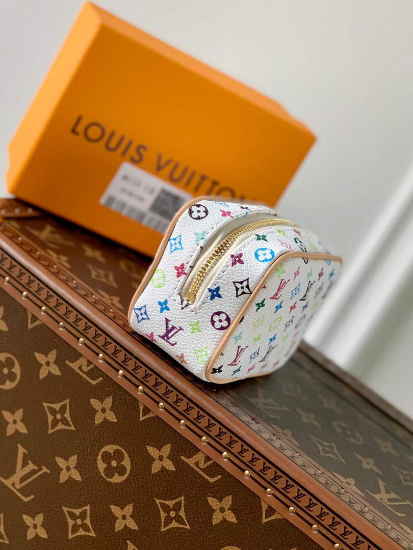 LV M81339 Louis Vuitton Wapity Case Bag White - Default Title - View 3