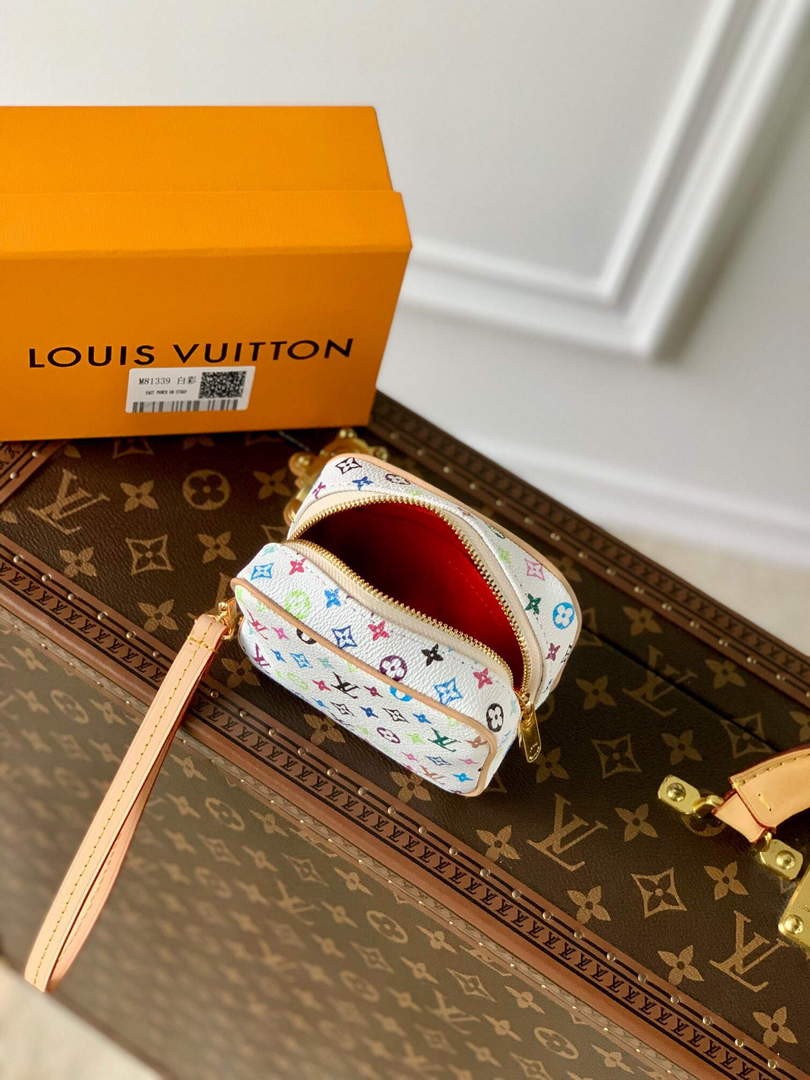 LV M81339 Louis Vuitton Wapity Case Bag White - Default Title - View 5