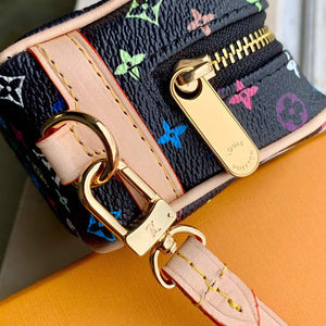 LV M81339 Louis Vuitton Wapity Case Bag Black - Default Title - View 7