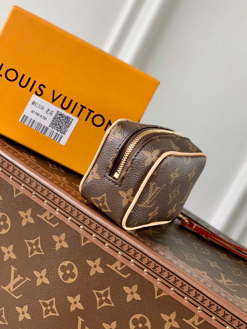 LV M81339 Louis Vuitton Wapity Case Bag Brown - Default Title - View 2