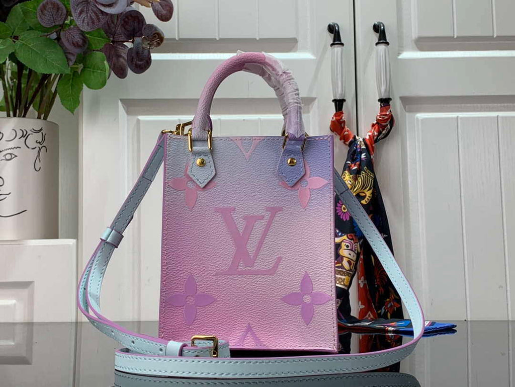 LV M81341 Louis Vuitton Louis Vuitton Petit Sac Plat Bag Monogram