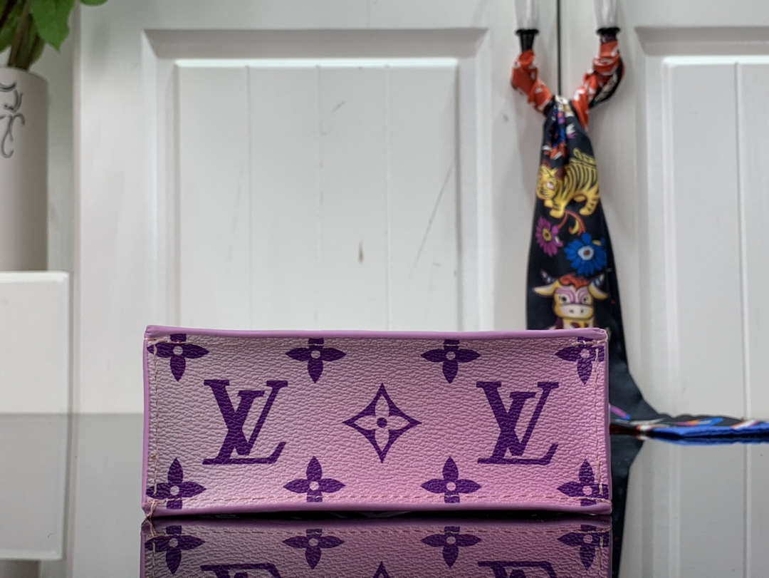 LV M81341 Louis Vuitton Louis Vuitton Petit Sac Plat Bag Monogram - Default Title - View 4