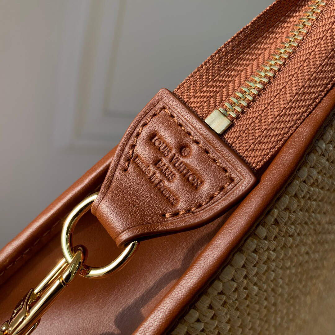 LV M81366 Louis Vuitton Toiletry Pouch On Chain Brown - Default Title - View 6