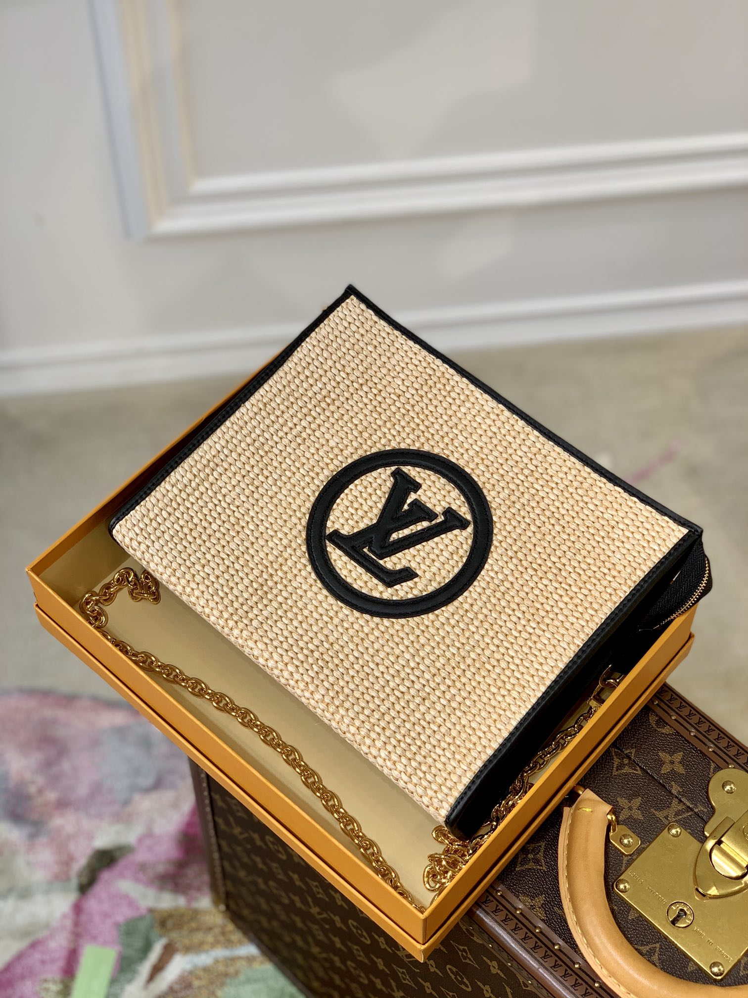 LV M81366 Louis Vuitton Toiletry Pouch on chain Natural and Black - Default Title - View 1