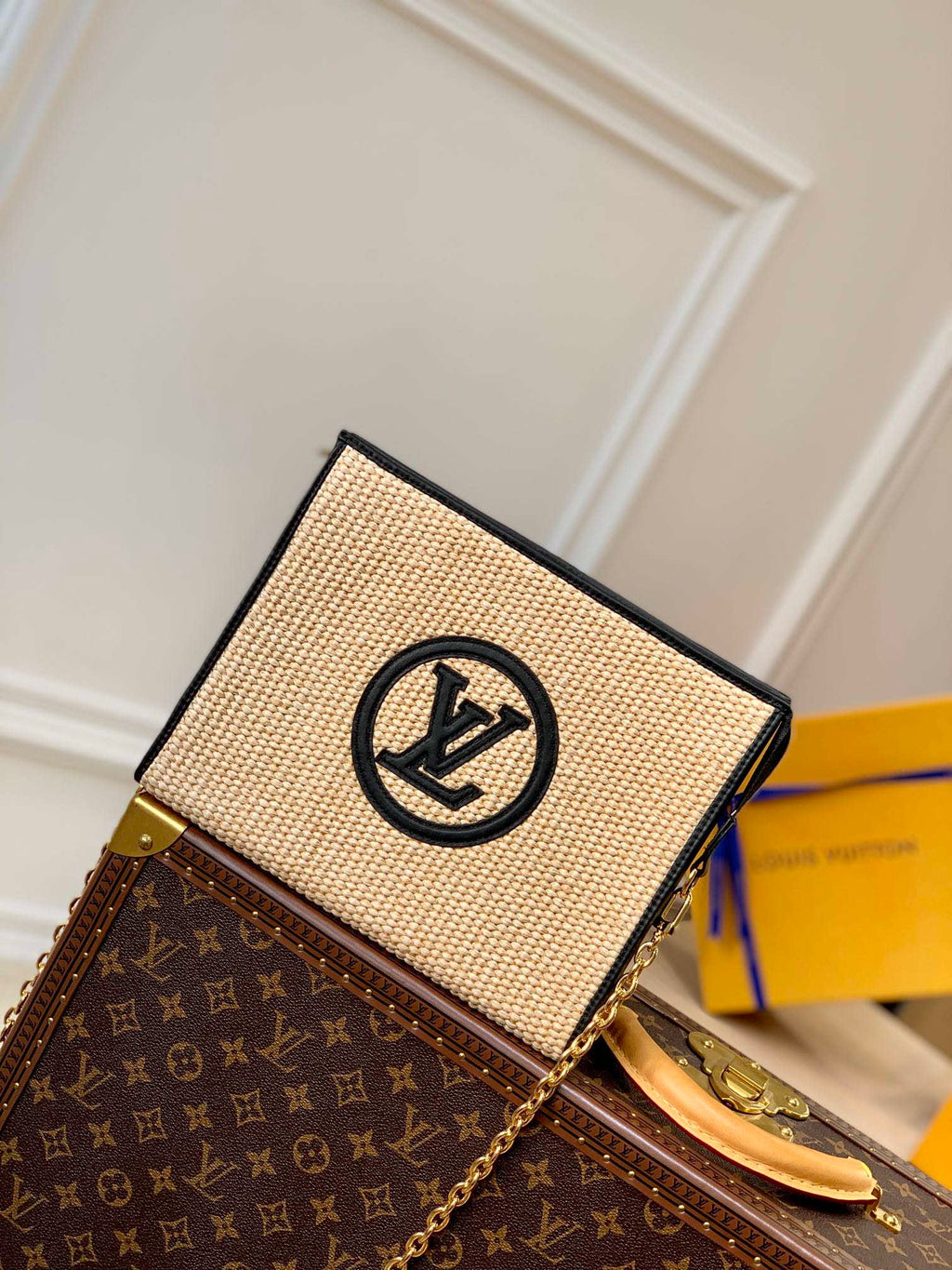 LV M81366 Louis Vuitton Toiletry Pouch on chain Natural and Black