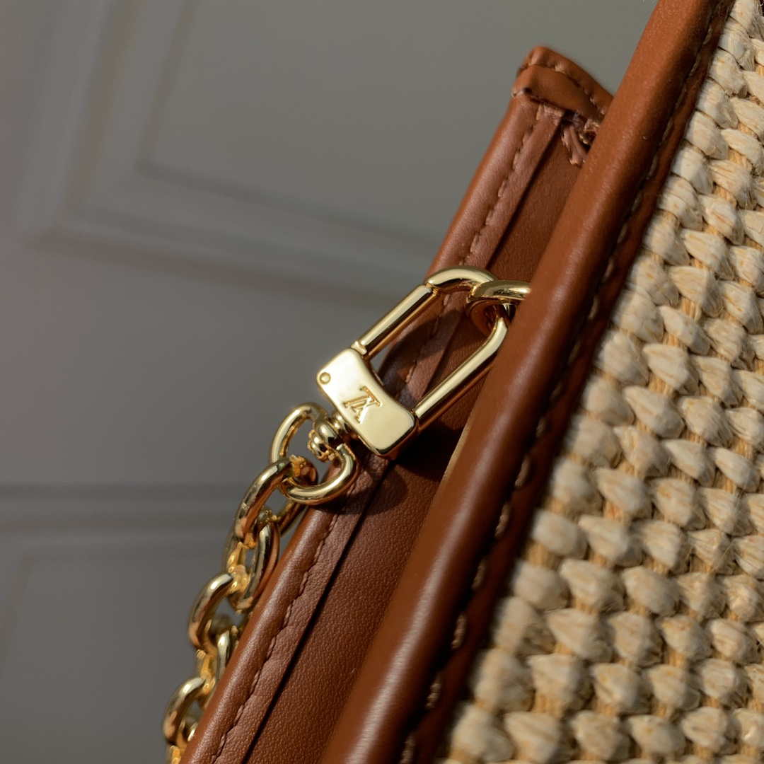 LV M81366 Louis Vuitton Toiletry Pouch on chain Tan - Default Title - View 7