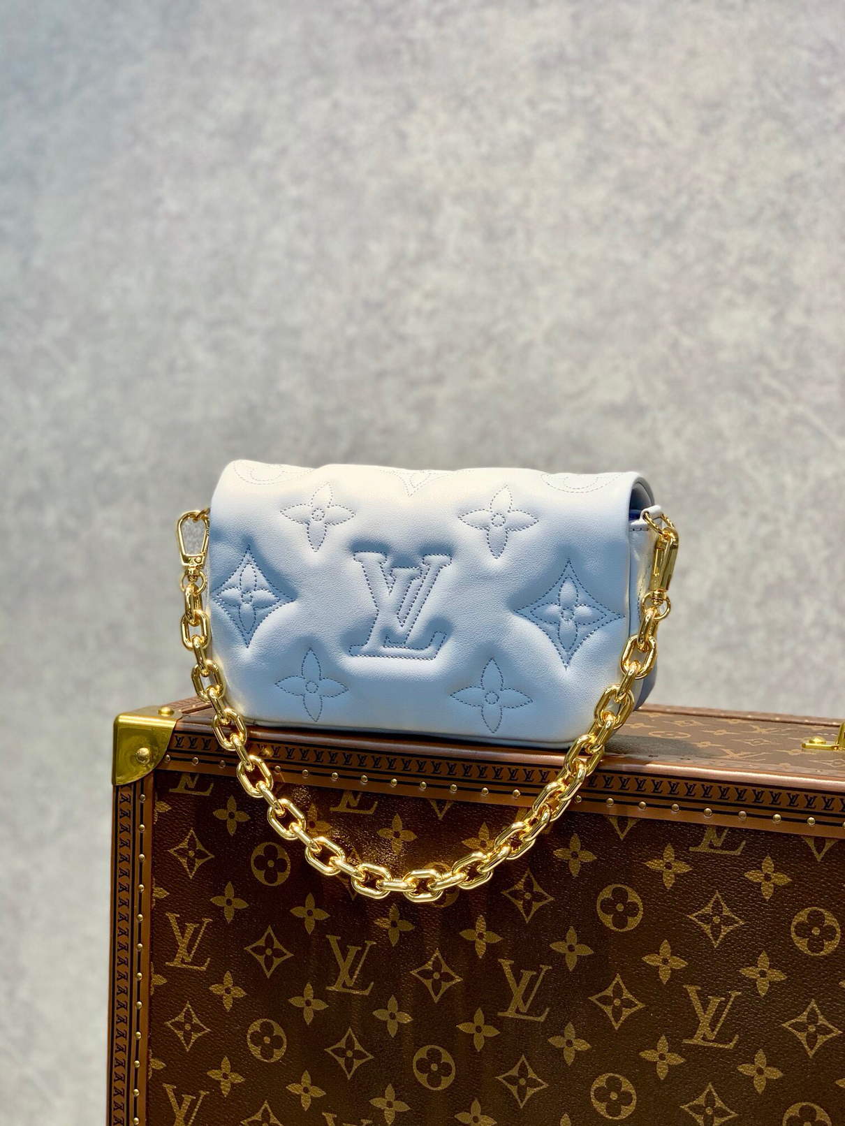 LV M81399 Louis Vuitton Wallet On Strap Bubblegram Glacier Blue - Default Title - View 2
