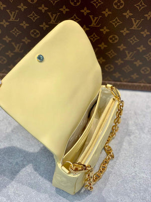 LV M81400 Louis Vuitton Wallet On Strap Bubblegram Banane Yellow - Default Title - View 8