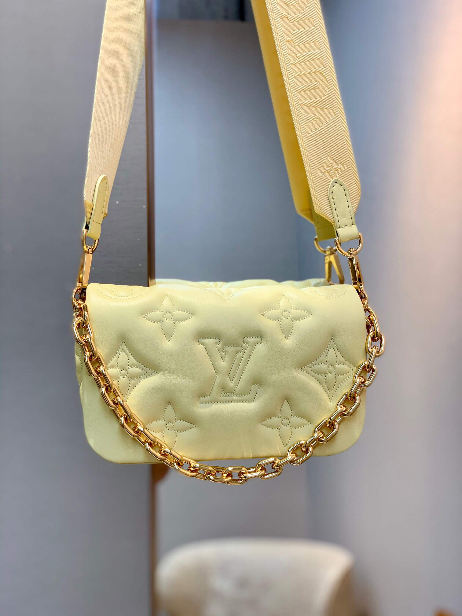 LV M81400 Louis Vuitton Wallet On Strap Bubblegram Banane Yellow - Default Title - View 10
