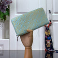 LV M81466 Louis Vuitton Zippy Wallet Vert d'eau Green - Default Title - View 1