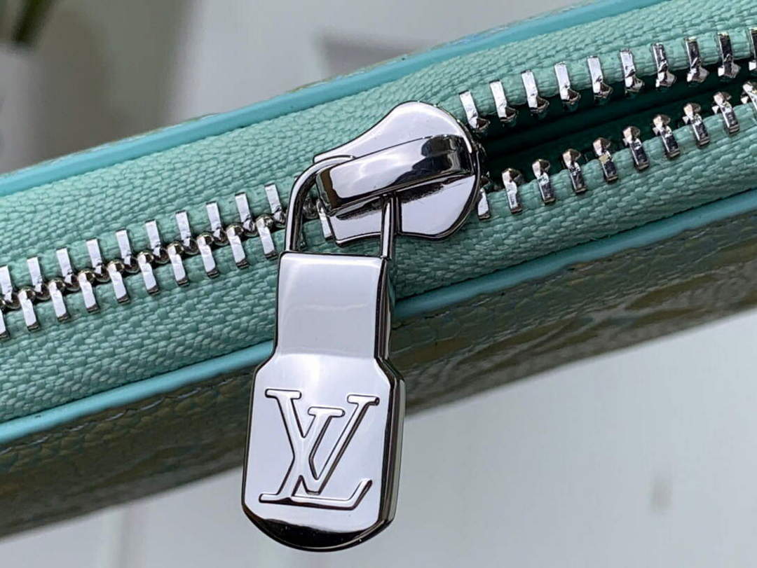 LV M81466 Louis Vuitton Zippy Wallet Vert d'eau Green