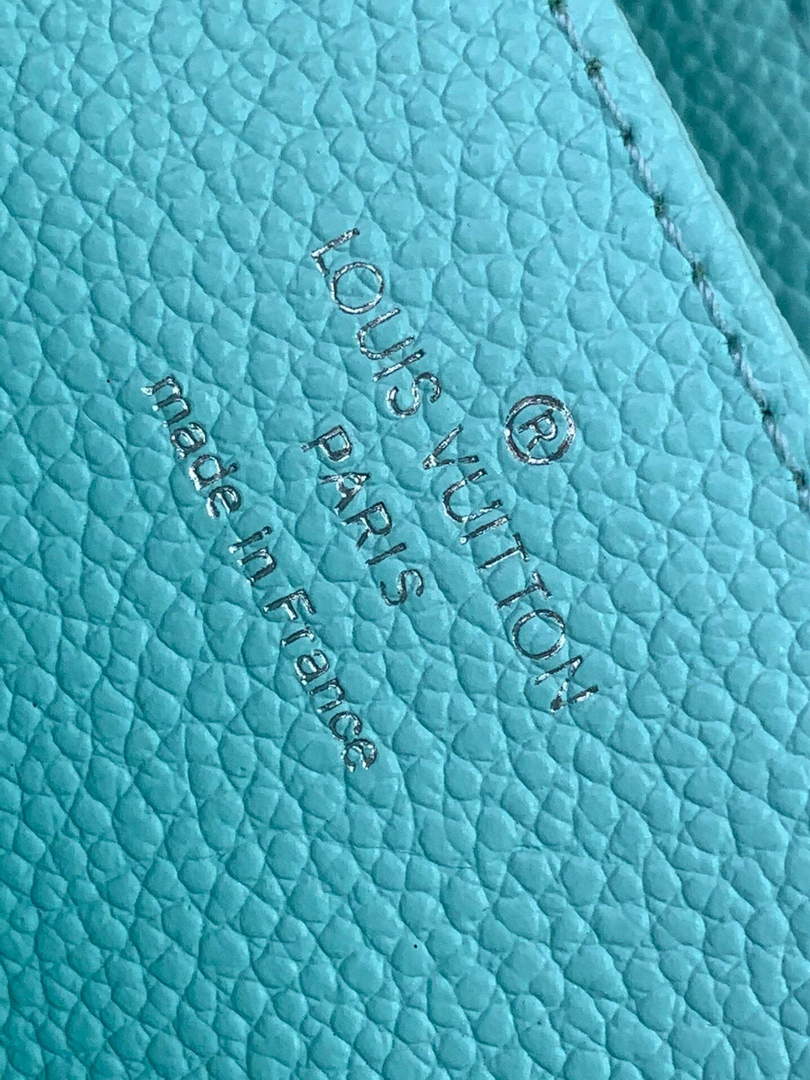 LV M81466 Louis Vuitton Zippy Wallet Vert d'eau Green