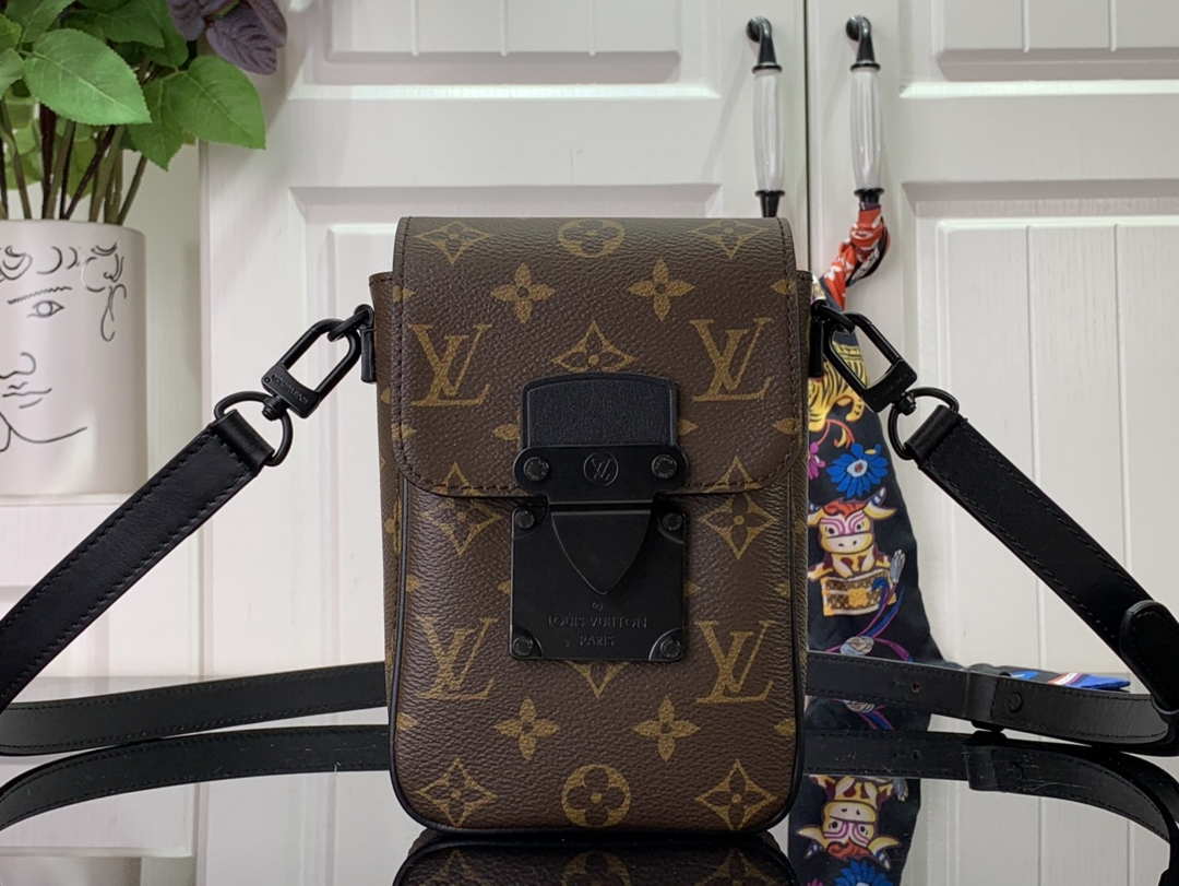 LV M81522 Louis Vuitton S-Lock Vertical Wearable Wallet Monogram - Default Title - View 1