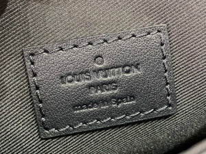 LV M81522 Louis Vuitton S-Lock Vertical Wearable Wallet Monogram - Default Title - View 8