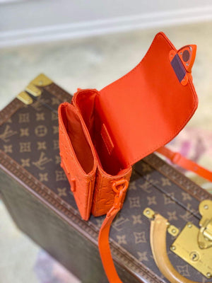 LV M81525 Louis Vuitton S-LOCK Vertical Wearable Wallet Orange - Default Title - View 7