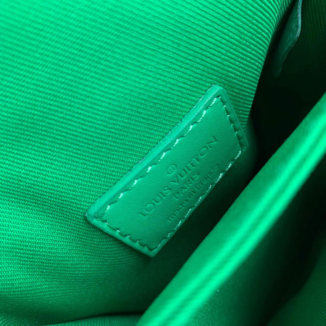 LV M81525 Louis Vuitton S-LOCK Vertical Wearable Wallet Minty Green - Default Title - View 8