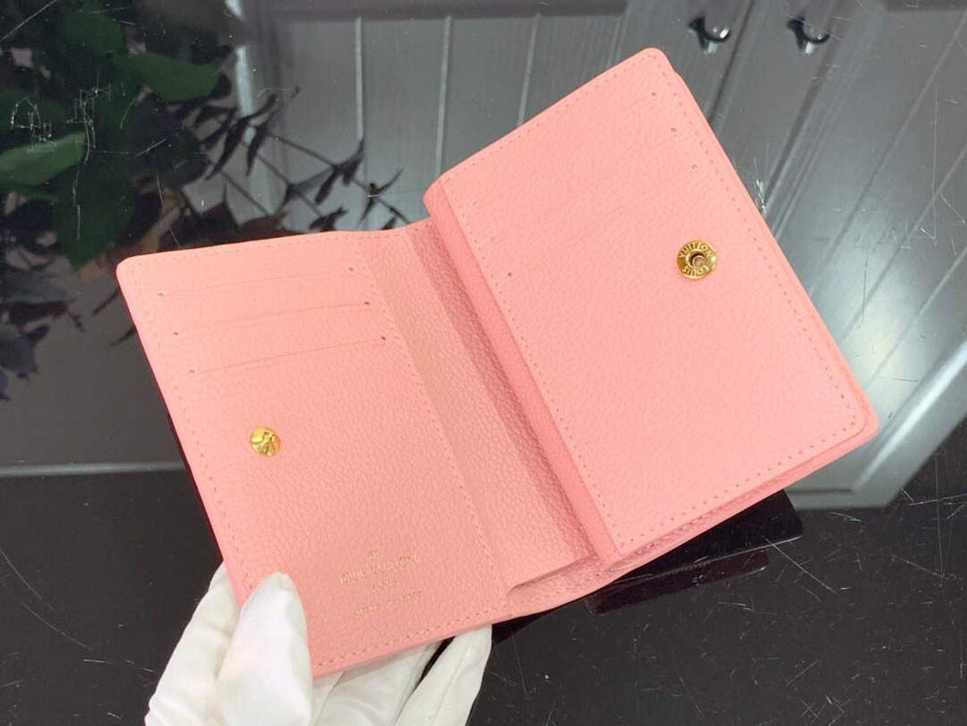 LV M81529 Louis Vuitton Clea Wallet Pink